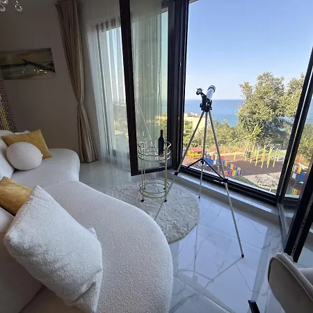 Premium! Skyline Panorama Full Sea View, Pool, Sauna, Free Parking! Apartament Warna