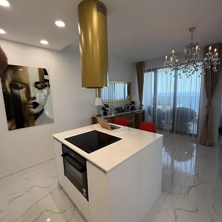 Apartament Premium! Skyline Panorama Full Sea View, Pool, Sauna, Free Parking! *