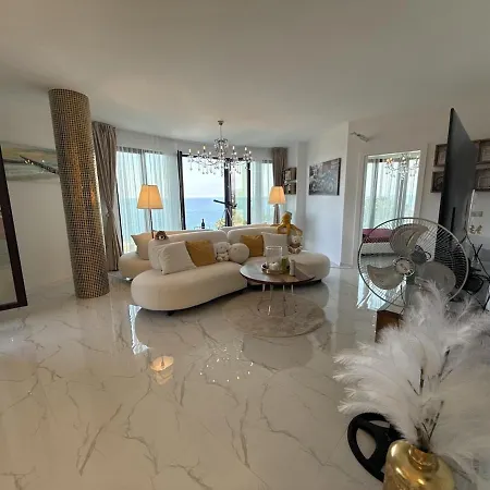 Premium! Skyline Panorama Full Sea View, Pool, Sauna, Free Parking!