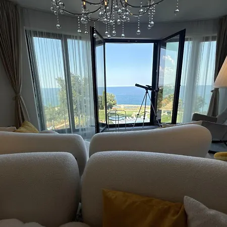 Premium! Skyline Panorama Full Sea View, Pool, Sauna, Free Parking! Apartament Warna